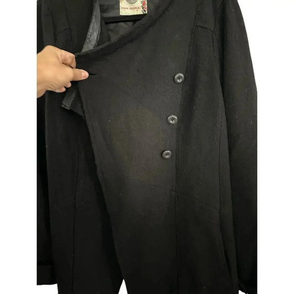 Free People Black Wool Blend Button Front Asymmetrical Coat Size 10 - Picture 5 of 11